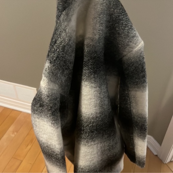 NWT Aritzia off-duty jacket - Picture 10 of 14